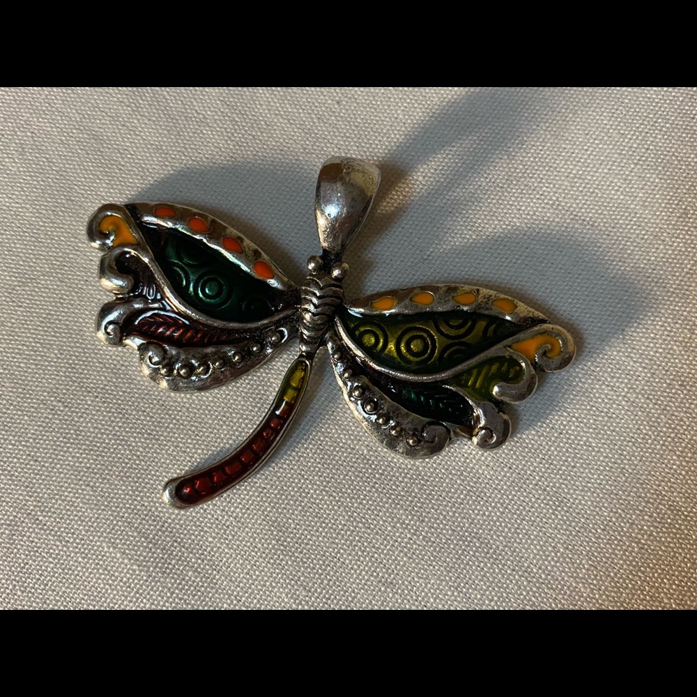 Beautiful Dragonfly Pendant w Choker & Earrings - Picture 8 of 9